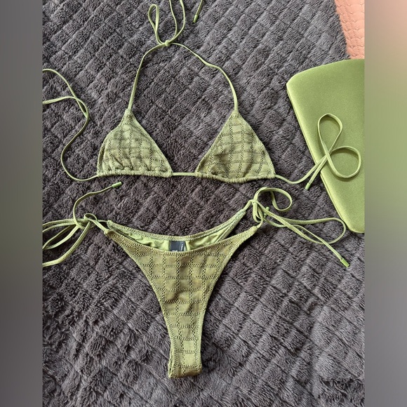 Triangl Vinca Pine Bikini - Picture 5 of 9